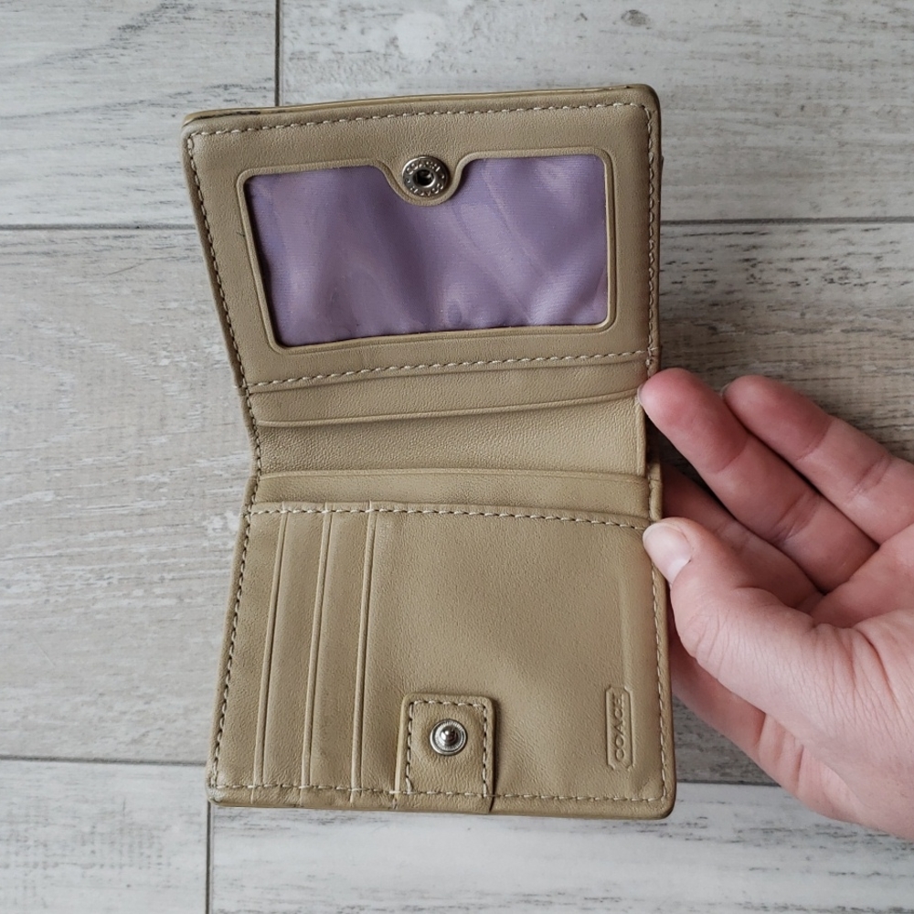 Wallet, Coach - Picture 4 of 4